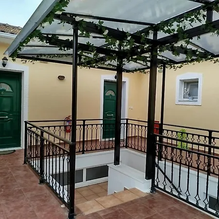 Riverside αpartments *