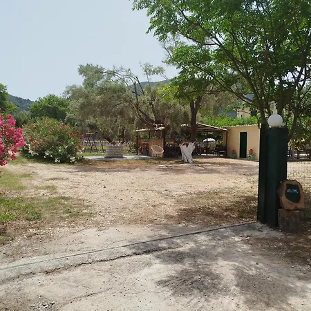 Riverside αpartments Апартаменты