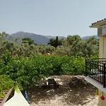 Riverside αpartments