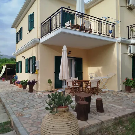Riverside αpartments Apartman
