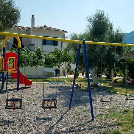 Riverside αpartments