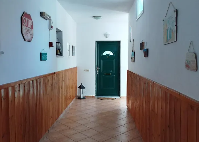 아파트 Riverside αpartments *