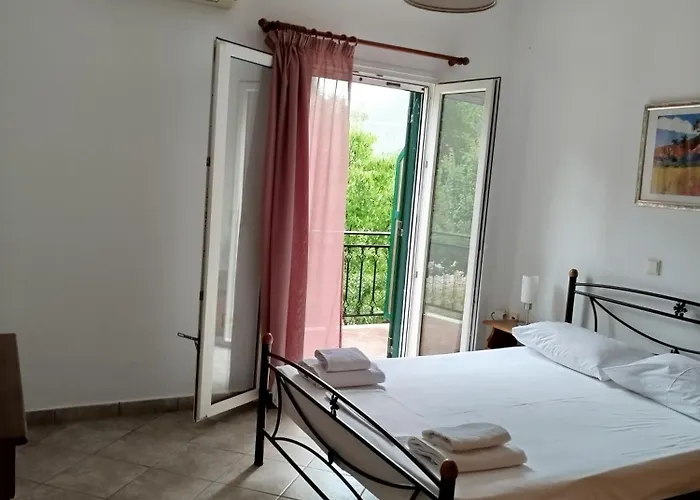 아파트 Riverside αpartments