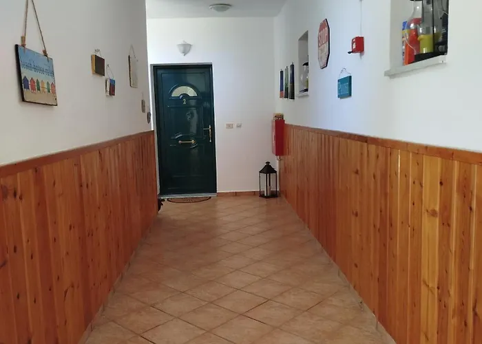 아파트 Riverside αpartments 바실리키