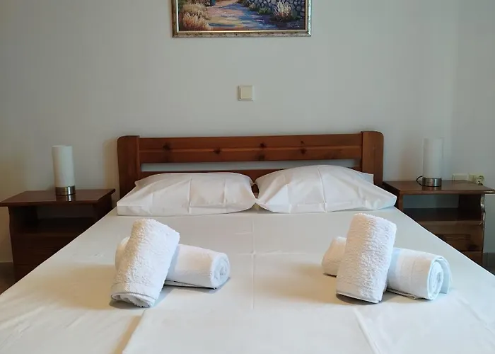 Riverside αpartments * 바실리키