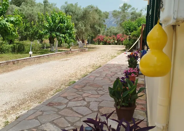 Riverside αpartments