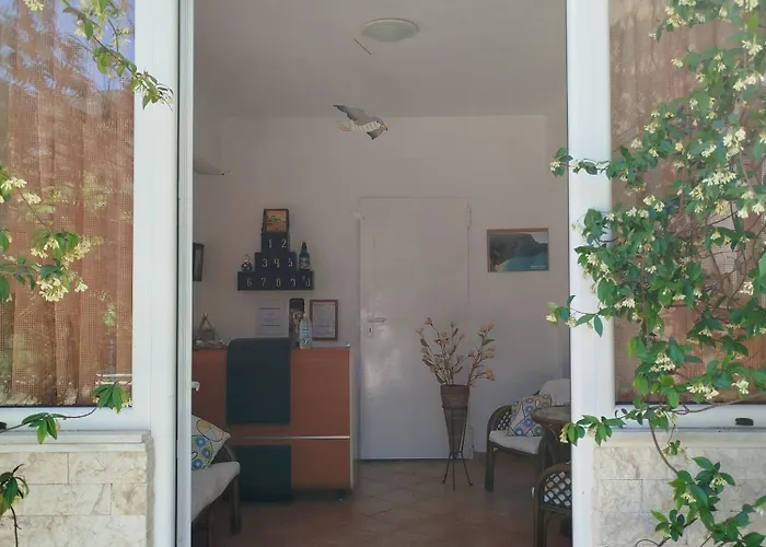 아파트 Riverside αpartments