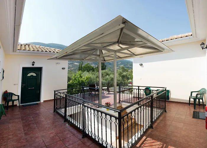 아파트 Riverside αpartments